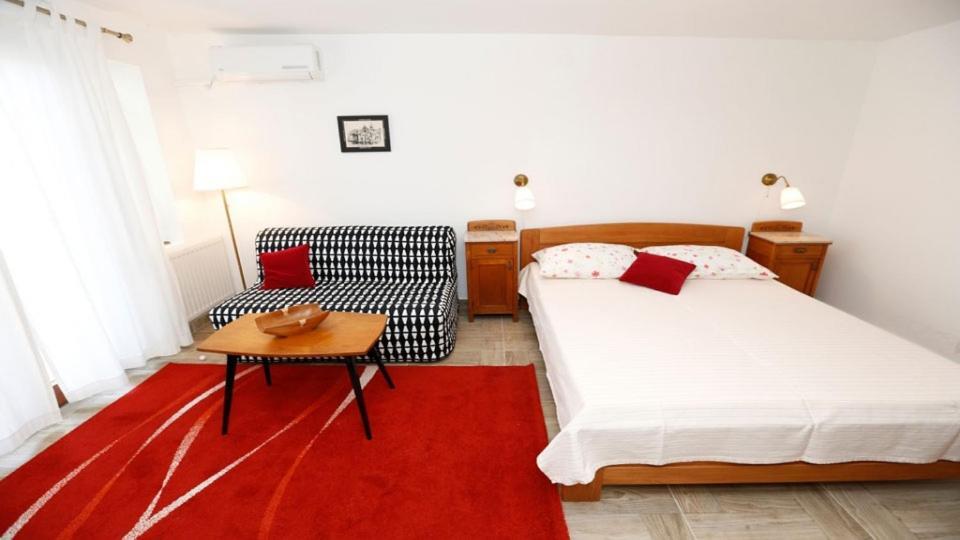 Apartment Vesna With Terrace 巴斯卡 外观 照片